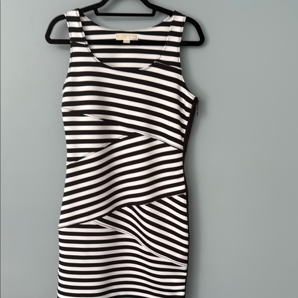 MICHAEL KORS Black and White Striped Dress size 8